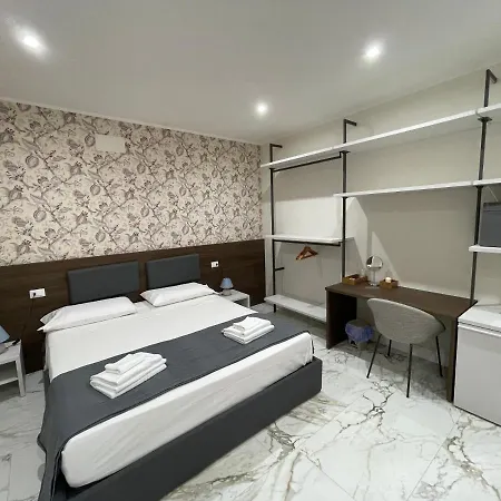 Alojamento de Acomodação e Pequeno-almoço Corso 104 3*